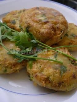 Recetas de Tetuan por Raquel Moryoussef de Fhima: Tortillitas de atún