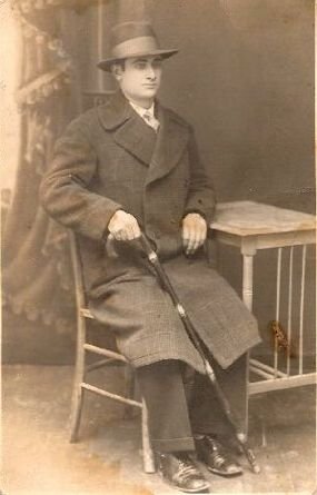 Mi padre kuando vino a Estanbol i konosyo a mi madre