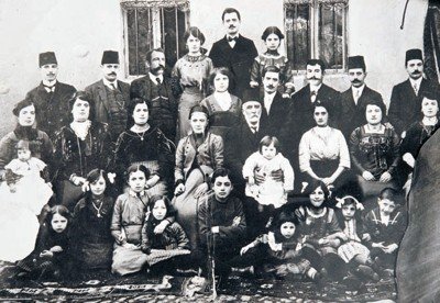The family of Salamon Kolonomos Jews who came from Janina to Bitola Monastir