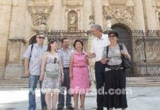 jaen Ante la Catedral.