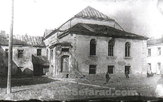 Sephardic Synagogue in Zamoc