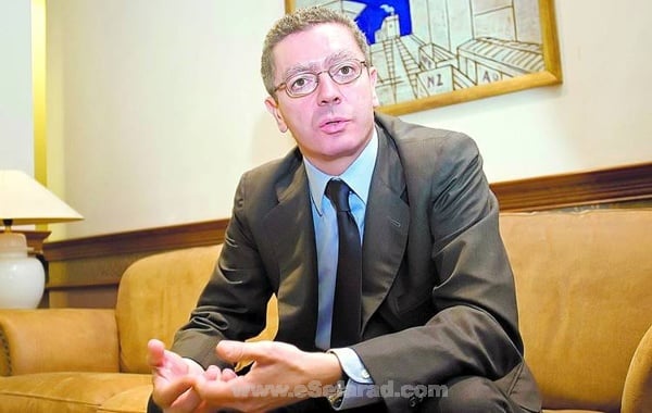 Anuncio. El ministro de Justicia español, Alberto Ruiz Gallardón, explicó ayer la nueva normativa. /ARCHIVO CLARIN Anuncio. El ministro de Justicia español, Alberto Ruiz Gallardón, explicó ayer la nueva normativa. /ARCHIVO CLARIN