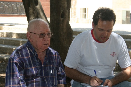 Stroumsa y Hernando