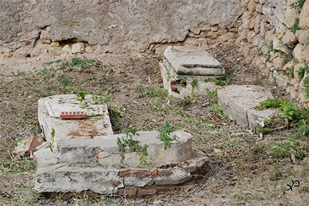 El primer cementerio sefardí tras la expulsión El cementerio de San Carlos. Foto autores