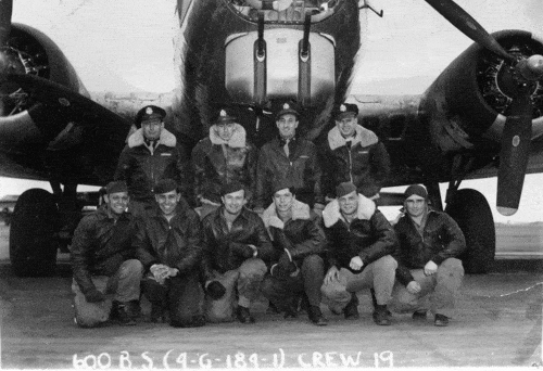 Photo of Isaac (“Ike”) Nissim Alhadeff’s Crew – 398th Bomb Group in front of their B-17. Image courtesy of www.398th.org.
