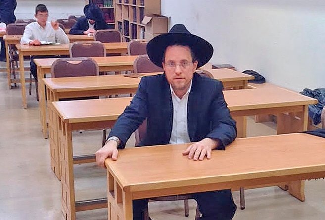 Daniel Avram, casado con una melillense, pertenece a la comunidad sefardí-hispana EM