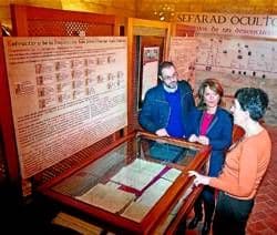 David Luque, Manuela Gómez y Alicia Córdoba. - Foto:JUAN ALGAR