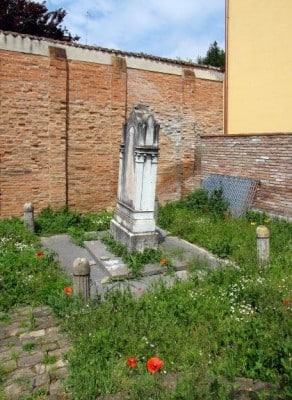 cimitero_ebraico_sefardita_via_arianuova_2