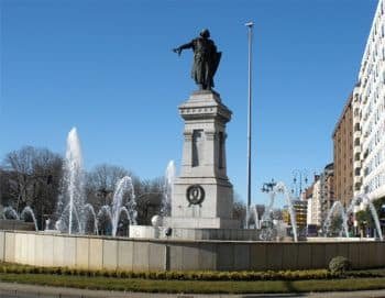 estatua guzman el bueno