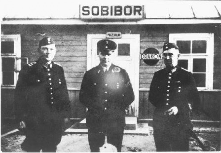 https://esefarad.com/wp-content/uploads/2016/02/sobibor_camp-768x531.jpg