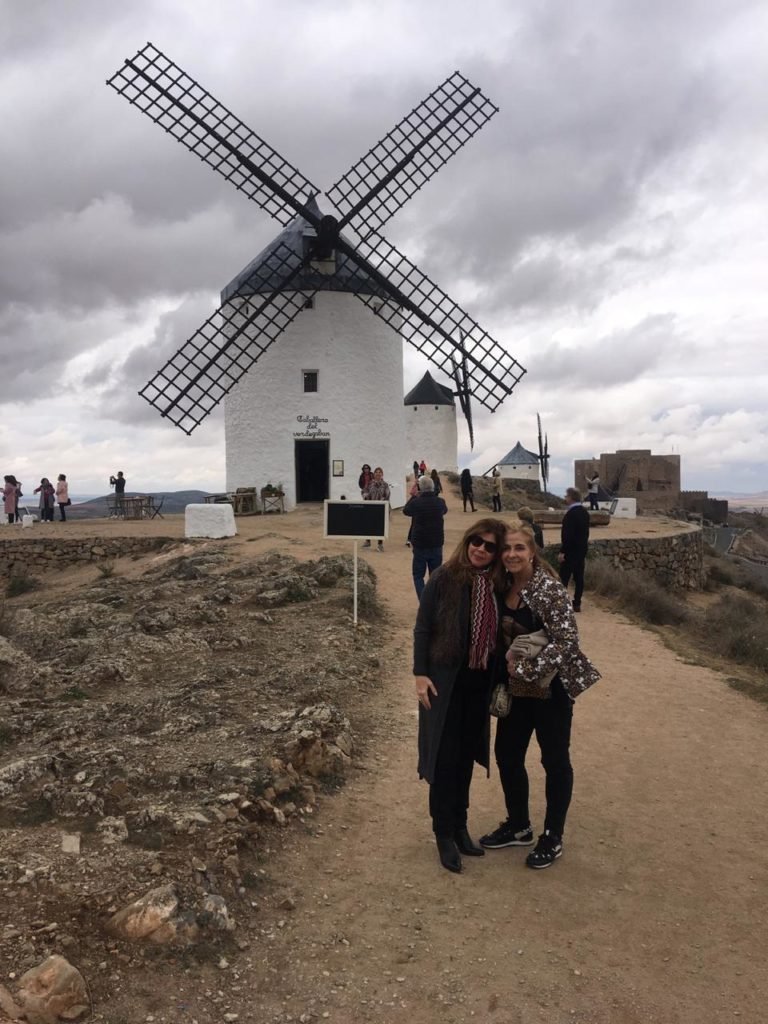 1008 -consuegra-molinos_quijote-03