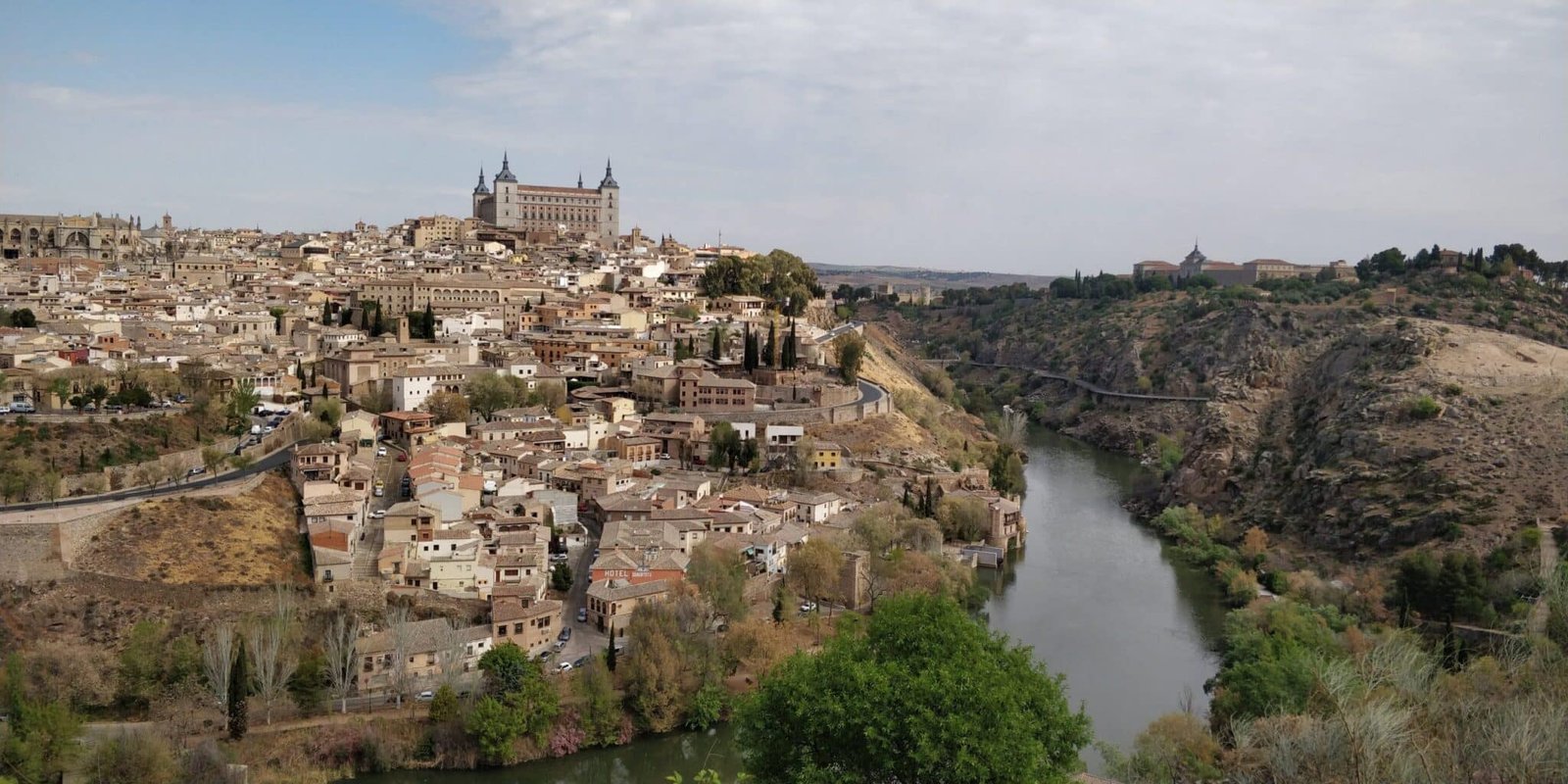 1110-toledo-panoramica-ciudad-02