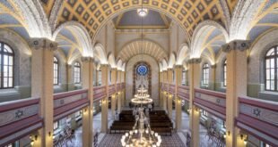 An interior view from the Grand Edirne Synagogue, Edirne, northwestern Turkey. (Getty Images)