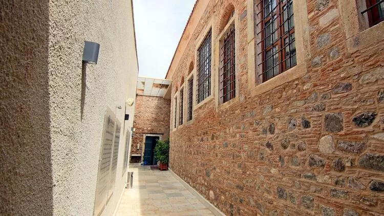 Izmir