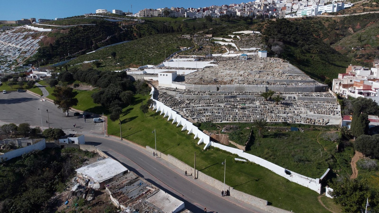 El cementerio de Tetuán, en el norte de Marruecos, donde se redescubrieron las tumbas de tres rabinos célebres de los siglos XVII y XVIII, Jacob Ben Malca, Hasday Almosnino y Jacob Marrache, después de más de 60 años. Crédito: Alberto Hayón.