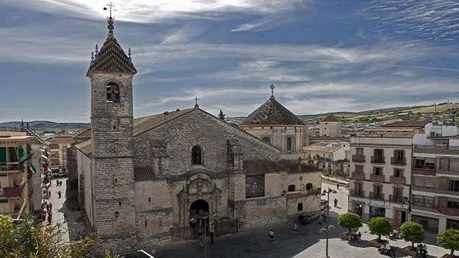 Plaza Nueva en Lucena / TURISMO DE LA SUBBETICA