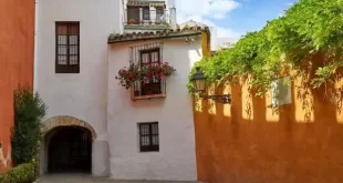 Aljama de Santa Cruz, Judería de Sevilla NATIONAL GEOGRAPHIC