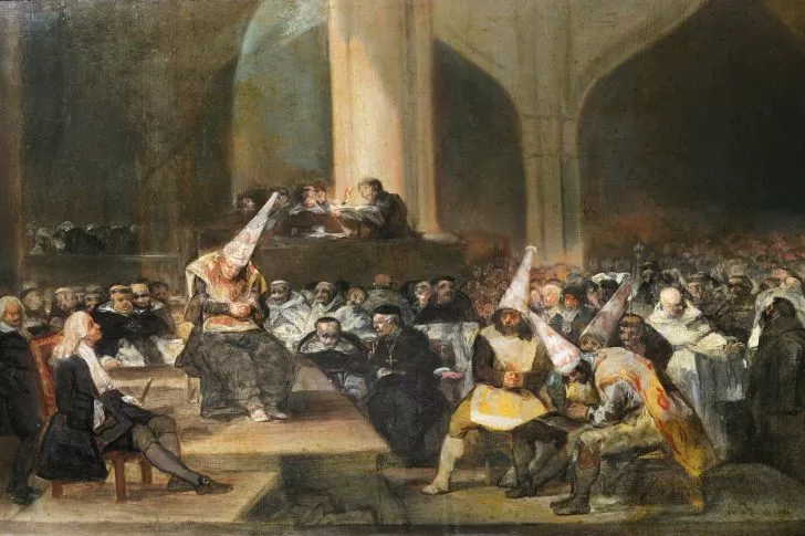 Pintura de Francisco Goya que representa un tribunal de la Inquisición española. A los conversos se les exigía que llevaran un manto de arrepentimiento, lo que subrayaba su humillación. Museo del Prado, Madrid.