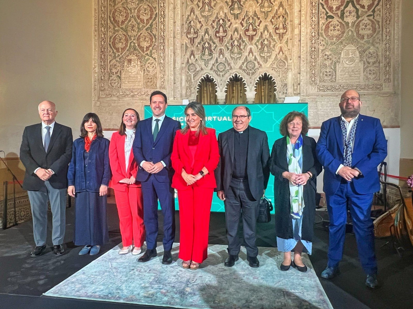 Tolón inaugura en Toledo la exposición con la que se inicia la conmemoración del 60 aniversario del Museo Sefardí