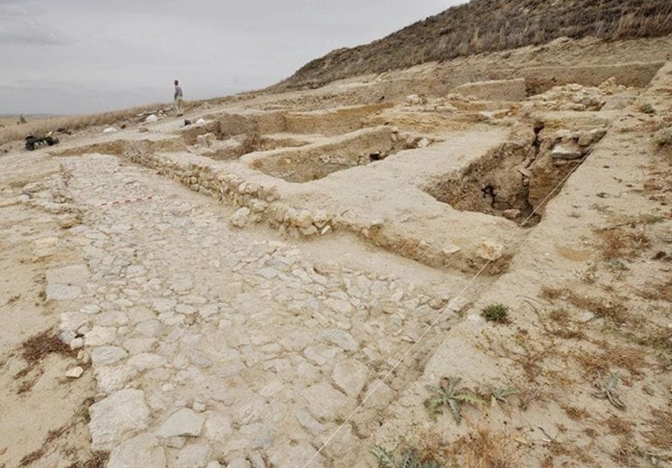 Excavaciones en Castrillo Mota de Judíos. BC
