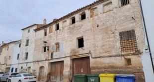 El Granero del Diezmo de Híjar, frente a la Sinagoga, será uno de los elementos de iluminación preferente. M. N.