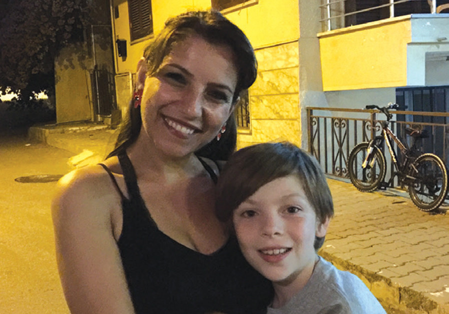 Vivet y Jim Sparkes (foto: ELHANAN MILLER / ISLA BÜYÜKADA)