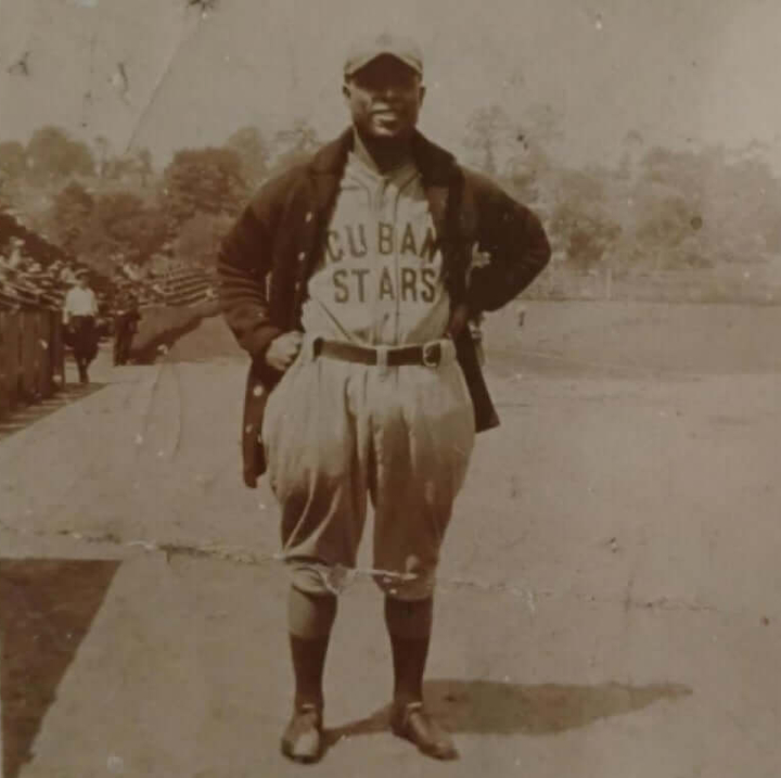 Oscar Levis, conocido al principio de su carrera como "Chick Levy" y más tarde como "Oscal", fue aclamado como el mejor lanzador de Panamá antes de unirse a los Cuban Stars y los Hilldale Daisies en las Ligas Negras. Cortesía de Zachary Kranc.